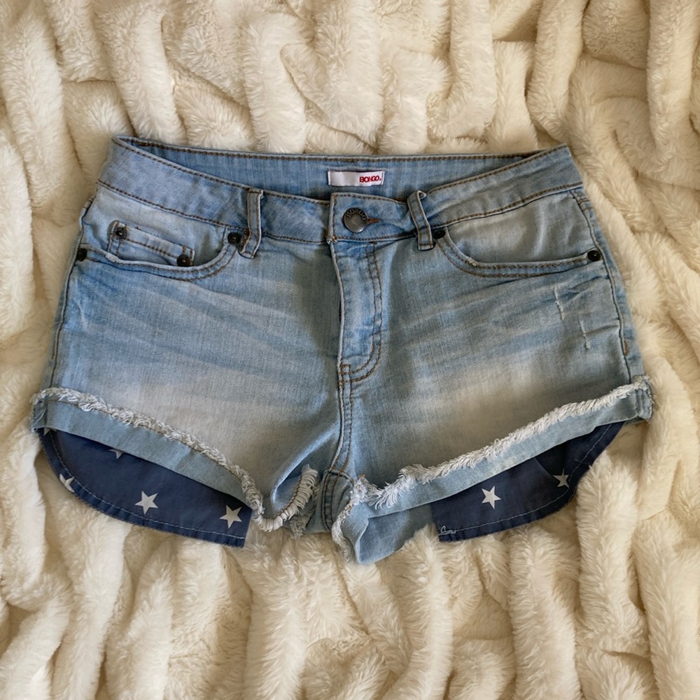 Bongo jean shorts with stars on pockets
